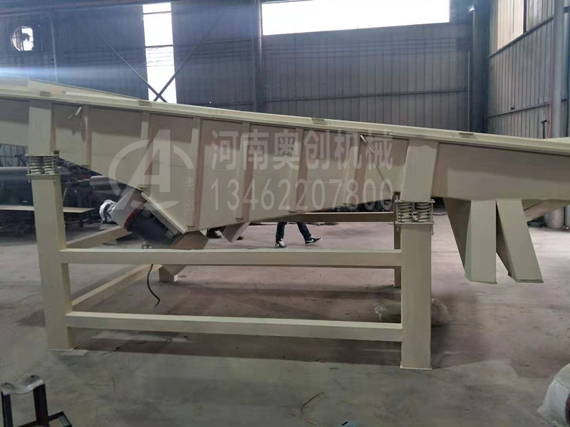 葉臘石粉除雜分級直線篩選機的結構和安裝調整