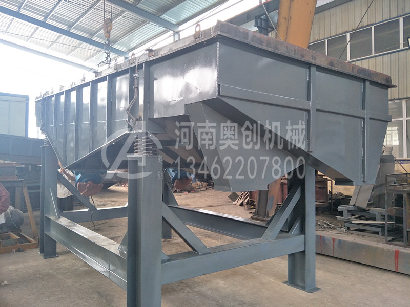 礦用振動篩的整體性能和結構如何